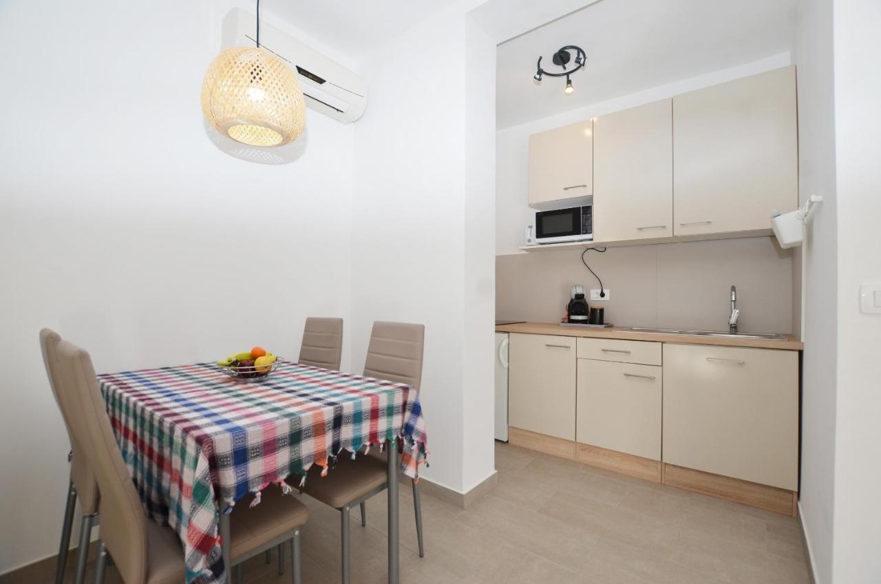 M&N Apartment Ρόβινι Εξωτερικό φωτογραφία